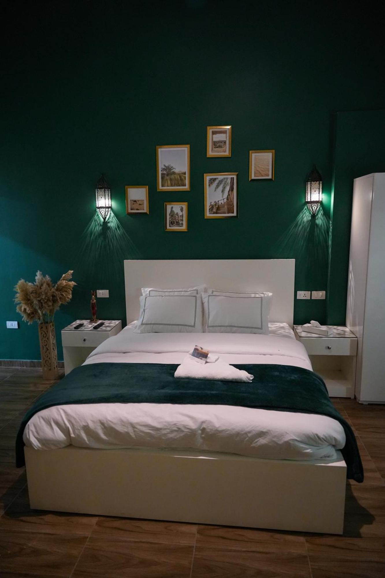 Хостел Hathor House